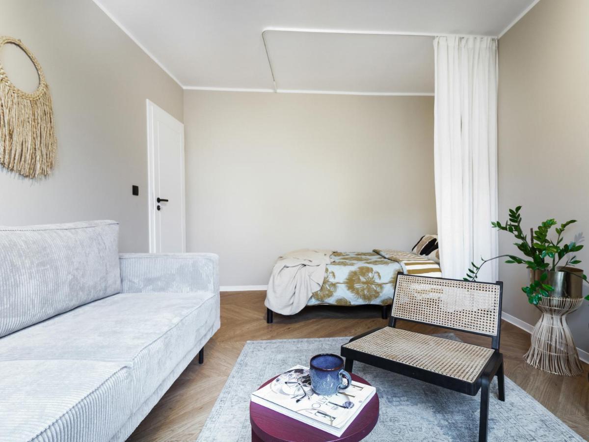 Apartament Good Morning Wroclaw 1 Pietro - Klima - 100M Rynek - Netflix - Parking W Cenie Экстерьер фото